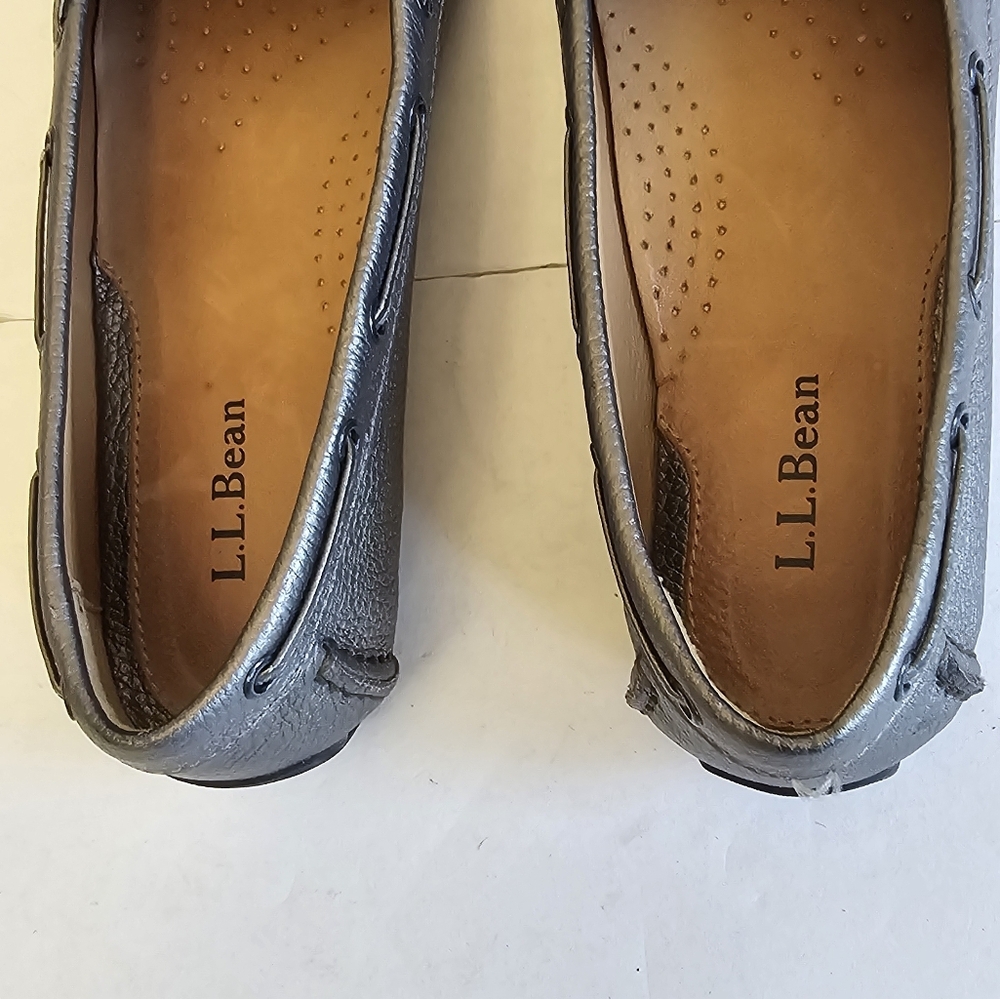 L.L.Bean Women's Leather Silver Metallic Driving Moccasin Loafers Size 7.5 - Picture 6 of 15